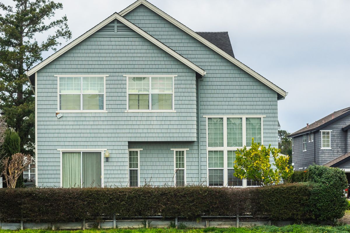 Residential home in Columbus, OH with new windows